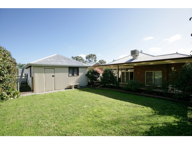 26 Hill Street, Turvey Park NSW 2650