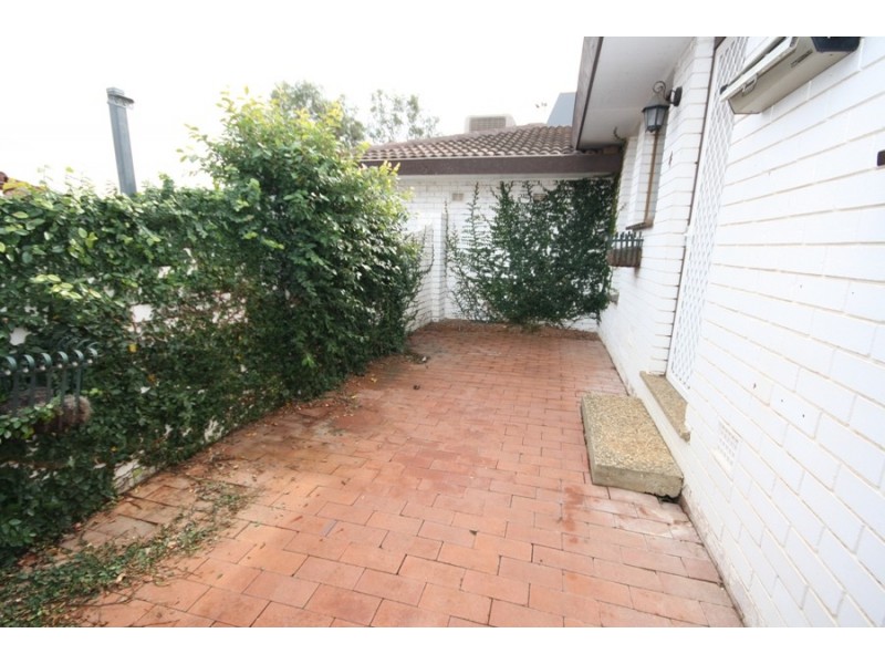 4/2 Banks Avenue, Wagga Wagga NSW 2650