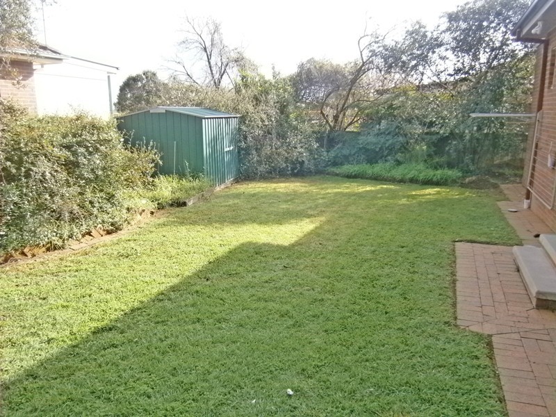 40 Mitchelmore St, Wagga Wagga NSW 2650