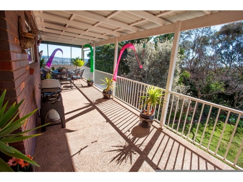 20 Allambie Way, Mount Austin NSW 2650