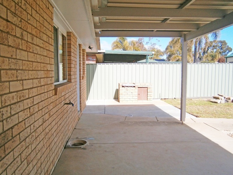 16 Goborra Street, Wagga Wagga NSW 2650