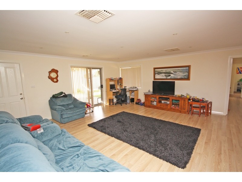 9 Barrima Drive, Wagga Wagga NSW 2650