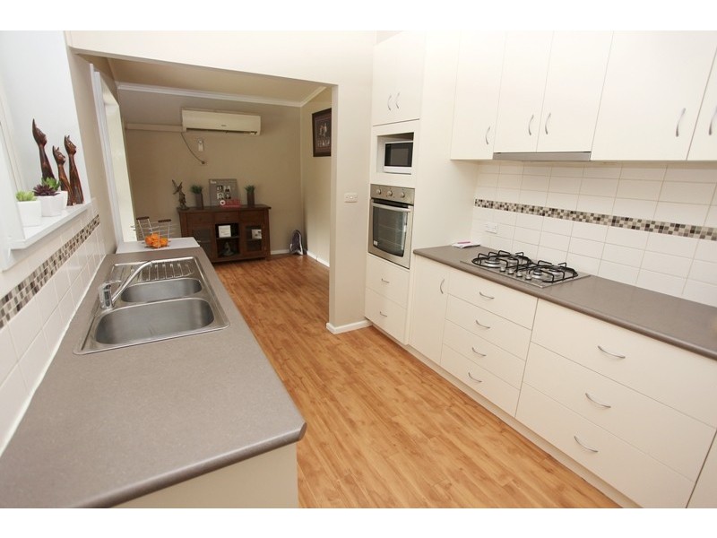 217 Fernleigh Road, Wagga Wagga NSW 2650