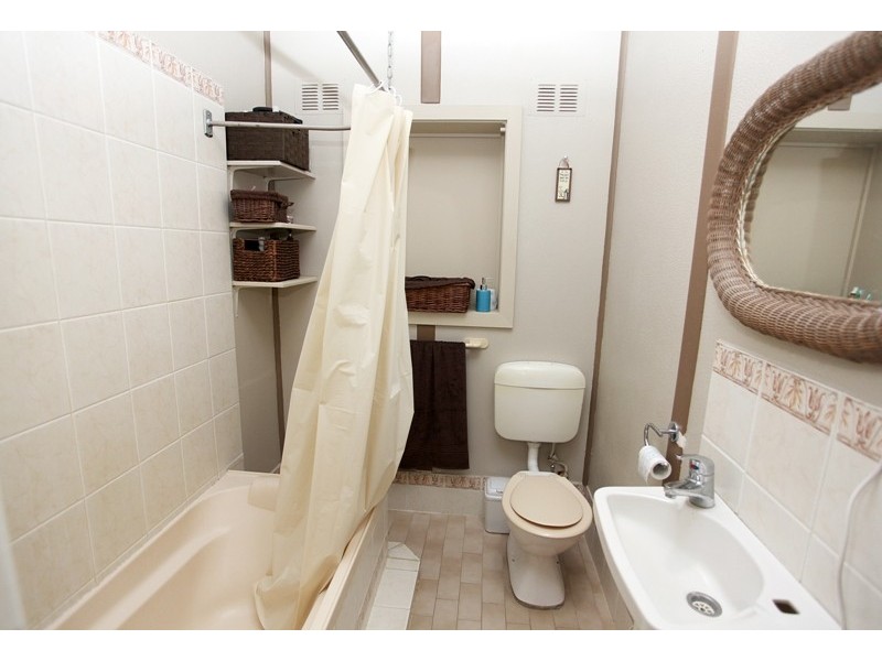 217 Fernleigh Road, Wagga Wagga NSW 2650