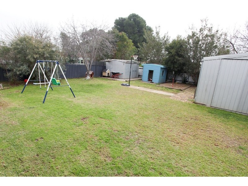 217 Fernleigh Road, Wagga Wagga NSW 2650