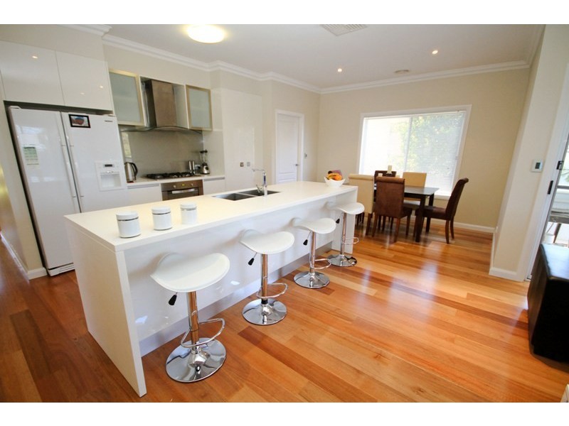 6 Wombeyan Pl, Tatton NSW 2650