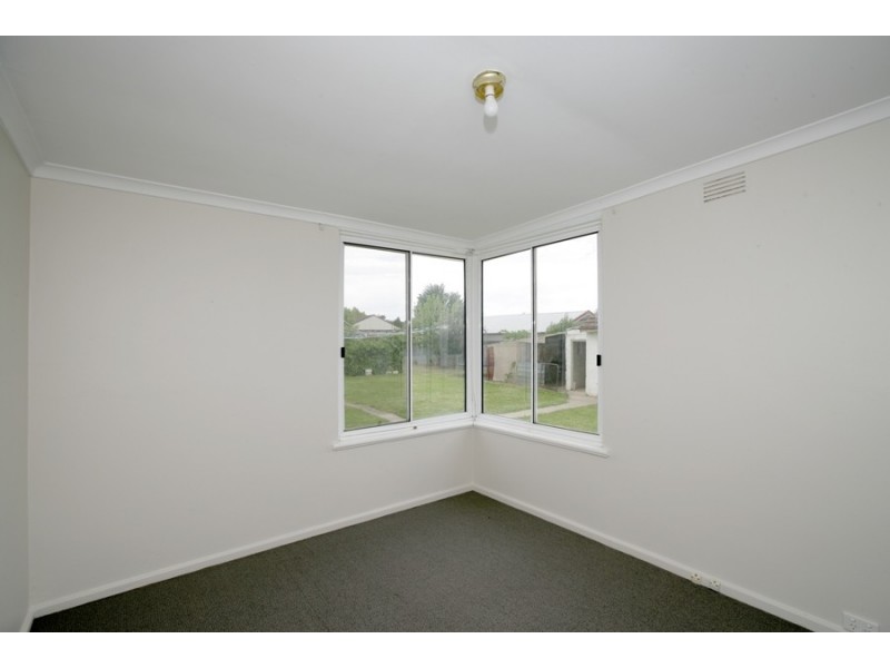 11 The Boulevarde, Kooringal NSW 2650