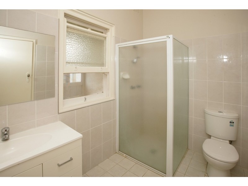 11 The Boulevarde, Kooringal NSW 2650