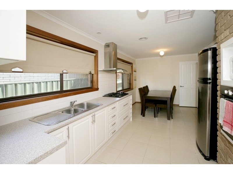 61 Red Hill Road, Kooringal NSW 2650