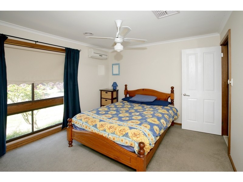 61 Red Hill Road, Kooringal NSW 2650