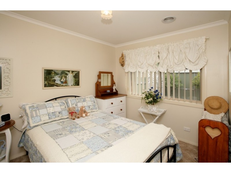 1/23 Roberts Way, Kooringal NSW 2650