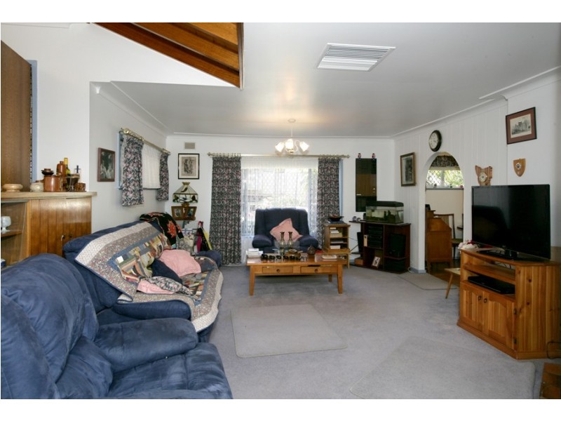 33 Bellevue Parade, Kooringal NSW 2650