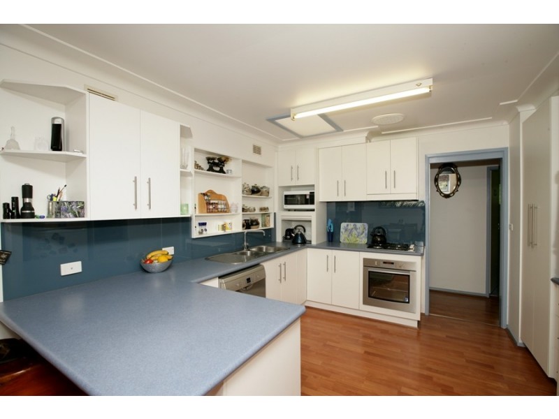 33 Bellevue Parade, Kooringal NSW 2650