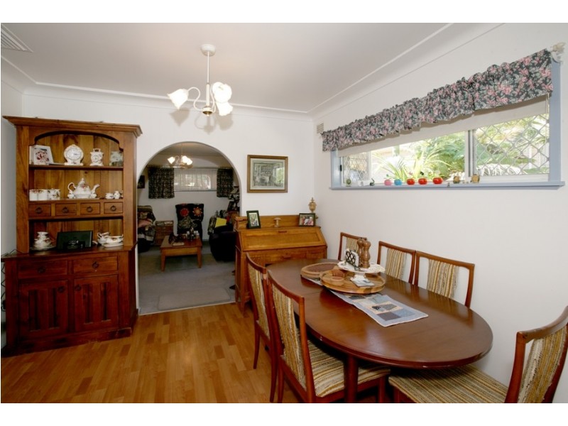 33 Bellevue Parade, Kooringal NSW 2650