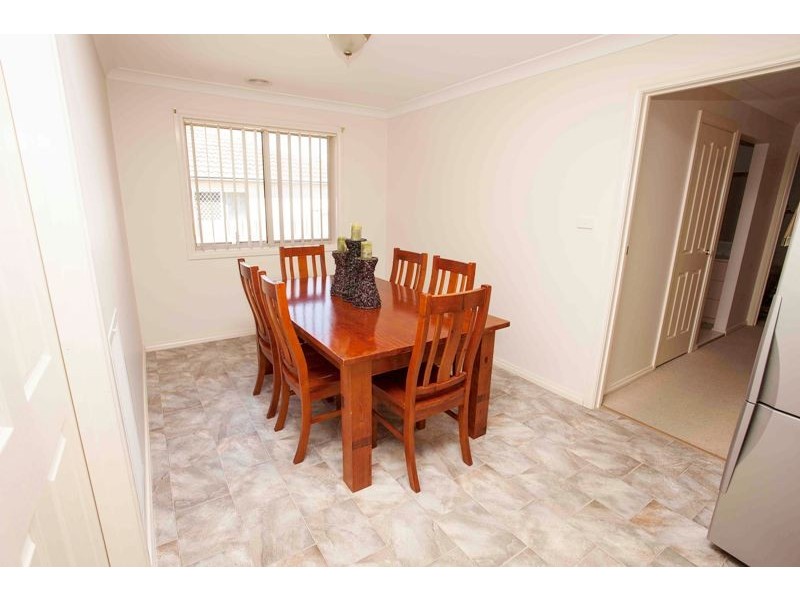 34 Kaldari Crescent, Glenfield Park NSW 2650
