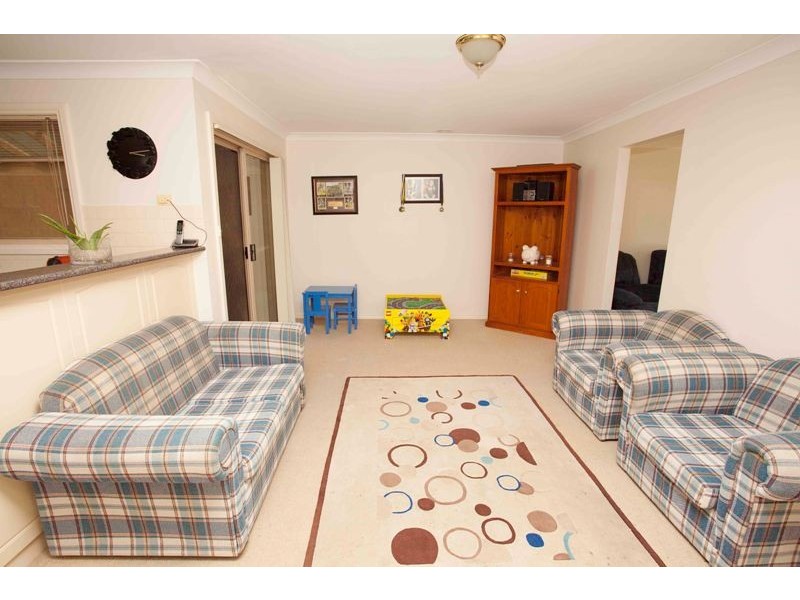 34 Kaldari Crescent, Glenfield Park NSW 2650