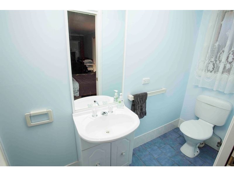 34 Kaldari Crescent, Glenfield Park NSW 2650