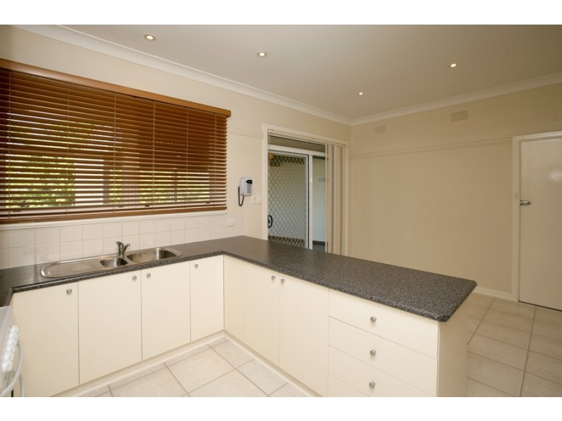 18 Marconi Street, Kooringal NSW 2650