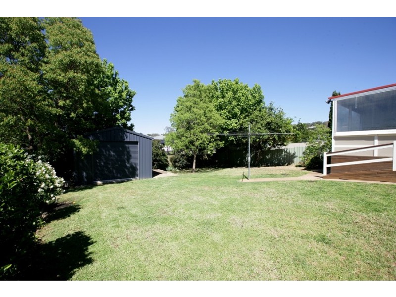 18 Marconi Street, Kooringal NSW 2650