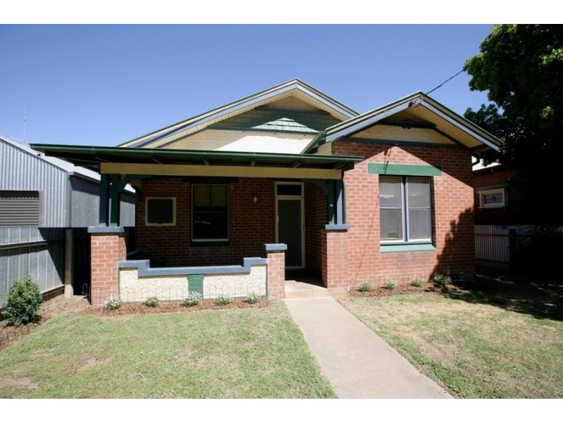 2 Little Best Street, Wagga Wagga NSW 2650