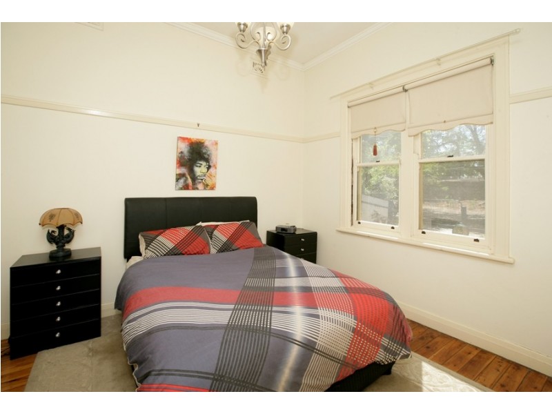 2 Little Best Street, Wagga Wagga NSW 2650
