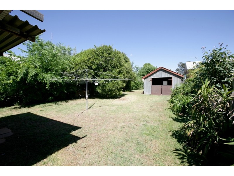 2 Little Best Street, Wagga Wagga NSW 2650