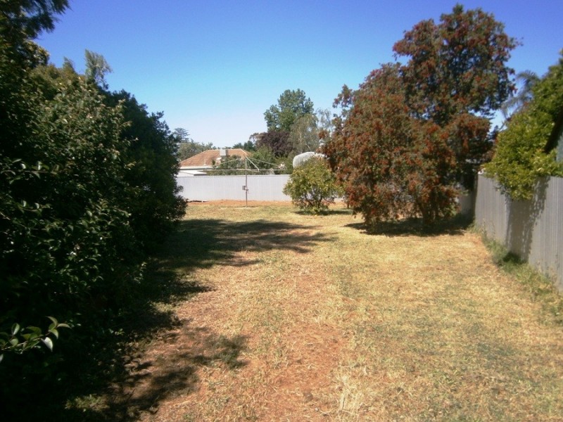 133 Grove Street, Wagga Wagga NSW 2650