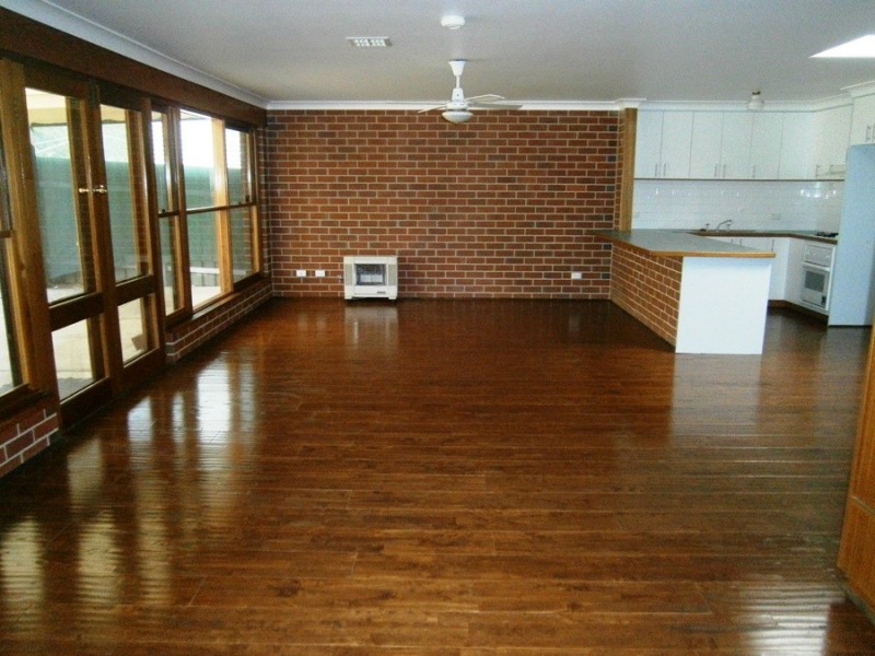 36 Garland Street, Wagga Wagga NSW 2650