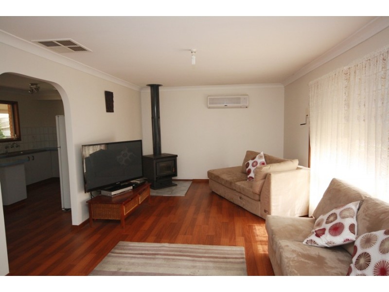 38 Karoom Street, Wagga Wagga NSW 2650