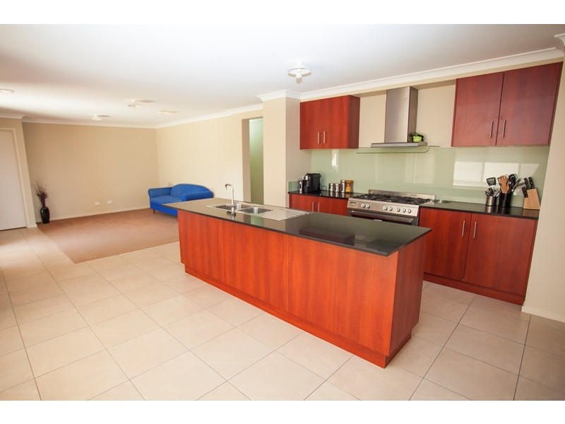 54 Boree Avenue, Forest Hill NSW 2651