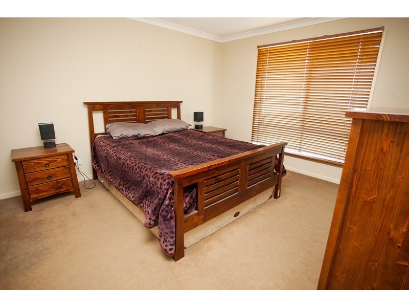 54 Boree Avenue, Forest Hill NSW 2651