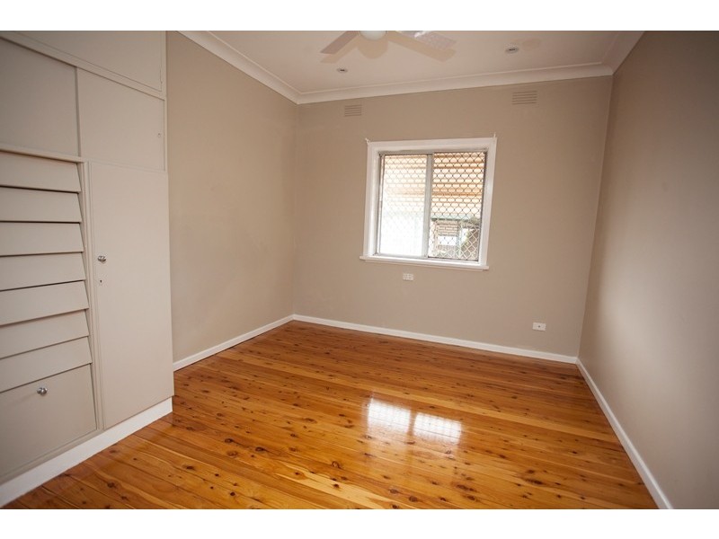 32 Walteela Ave, Wagga Wagga NSW 2650