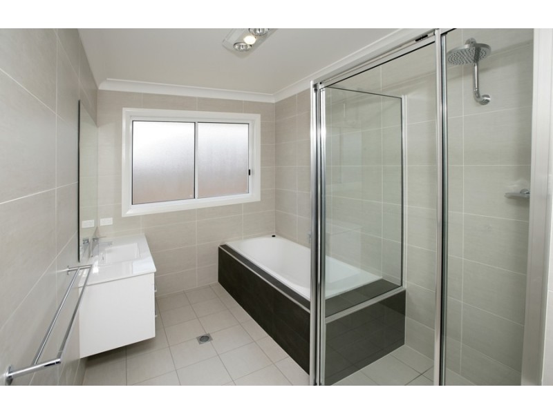 7 Park Place, Lloyd NSW 2650