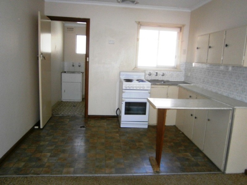 1/3 Higgins Avenue, Wagga Wagga NSW 2650