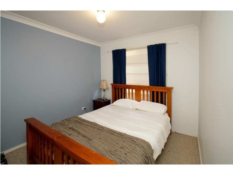 16 Yarrawah Crescent, Bourkelands NSW 2650