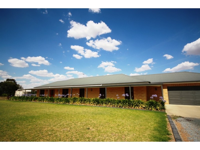 91 Mitchell Road, Wagga Wagga NSW 2650