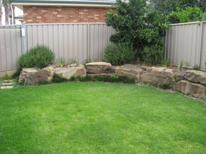 8 Atherton Cres, Wagga Wagga NSW 2650