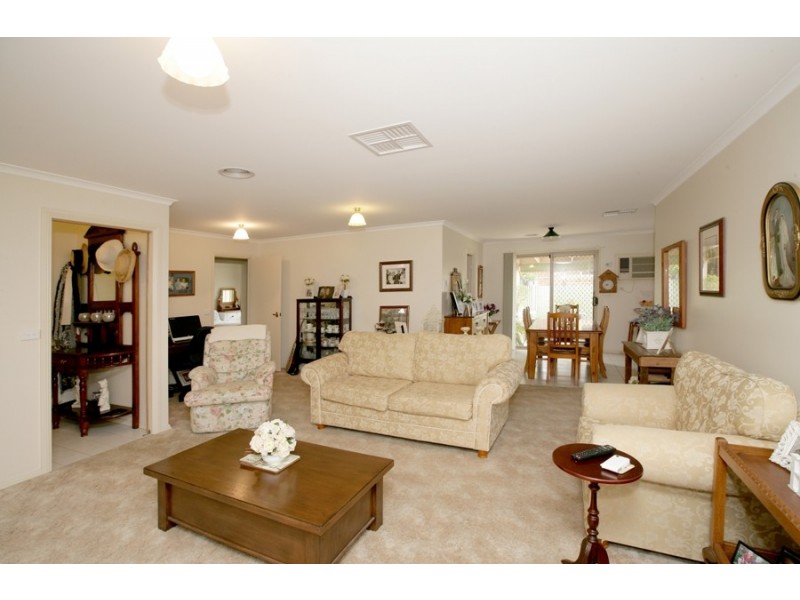 1/23 Roberts Way, Wagga Wagga NSW 2650