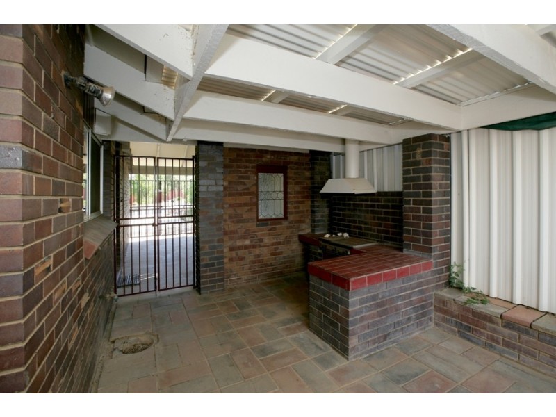 7 Emu Place, Kooringal NSW 2650