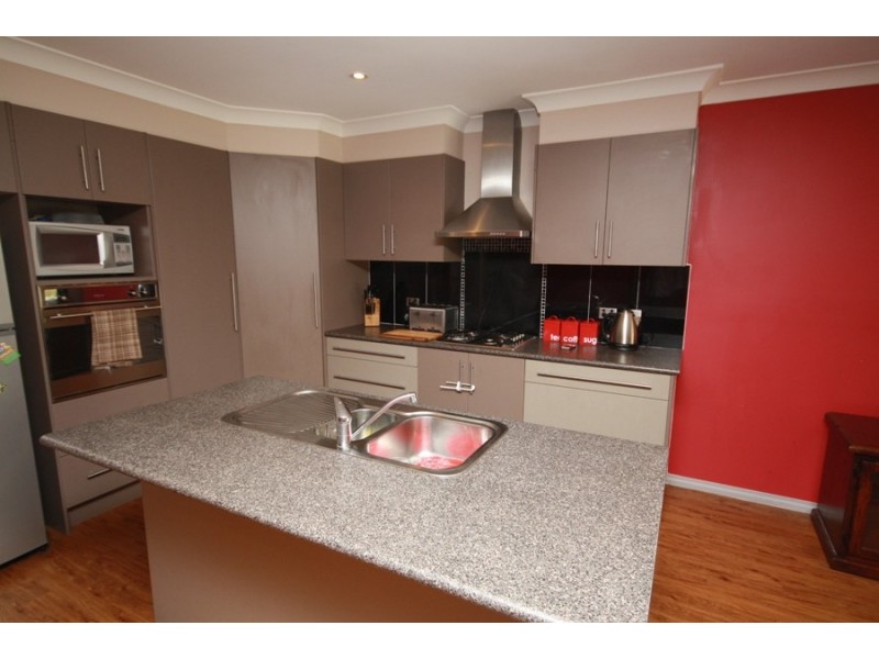 86 Veale Street, Wagga Wagga NSW 2650