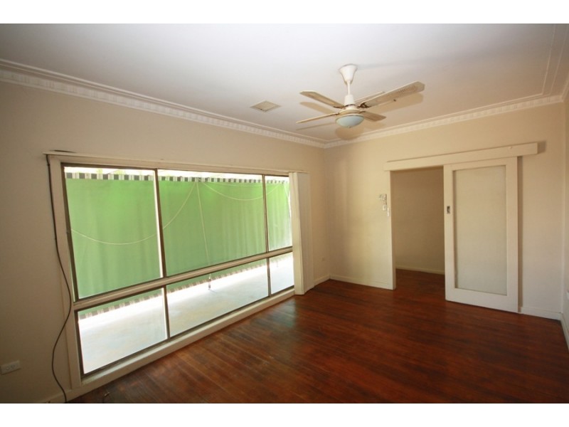 23 Killara Avenue, Mount Austin NSW 2650