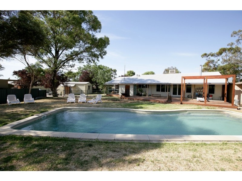 445 and 449 Pine Gully Road, Wagga Wagga NSW 2650
