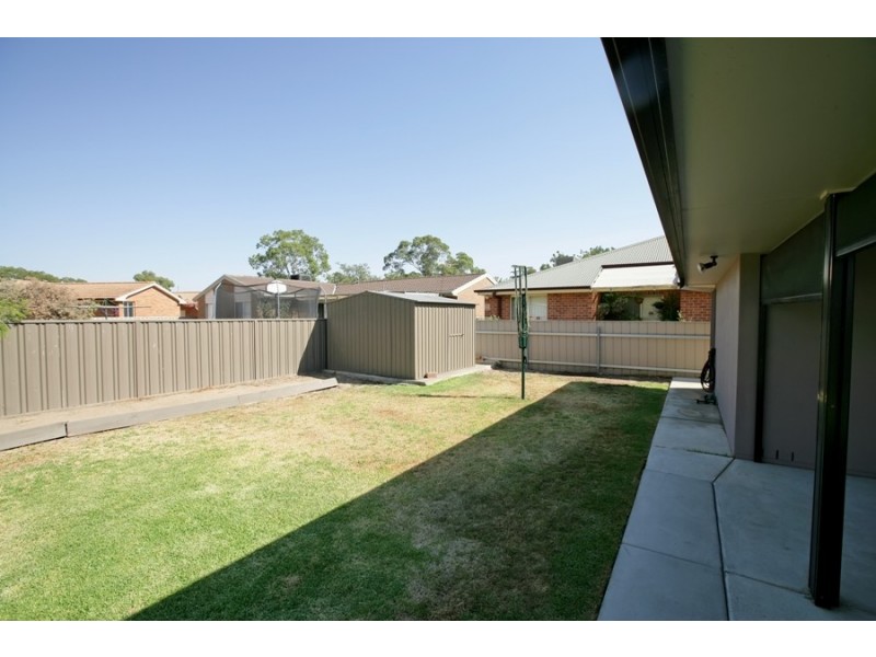 86 Veale Street, Ashmont NSW 2650