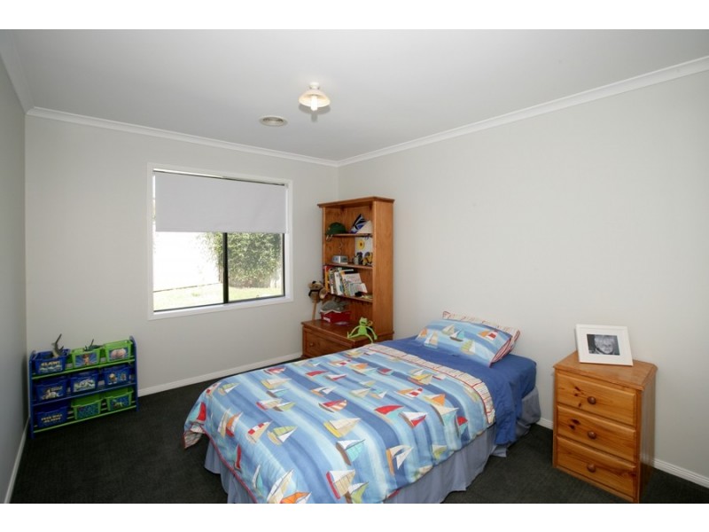 22 Woomera Place, Glenfield Park NSW 2650