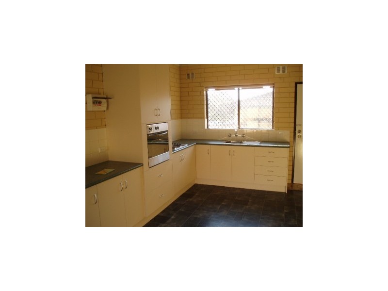 4/19 Nordlingen Drive, Wagga Wagga NSW 2650