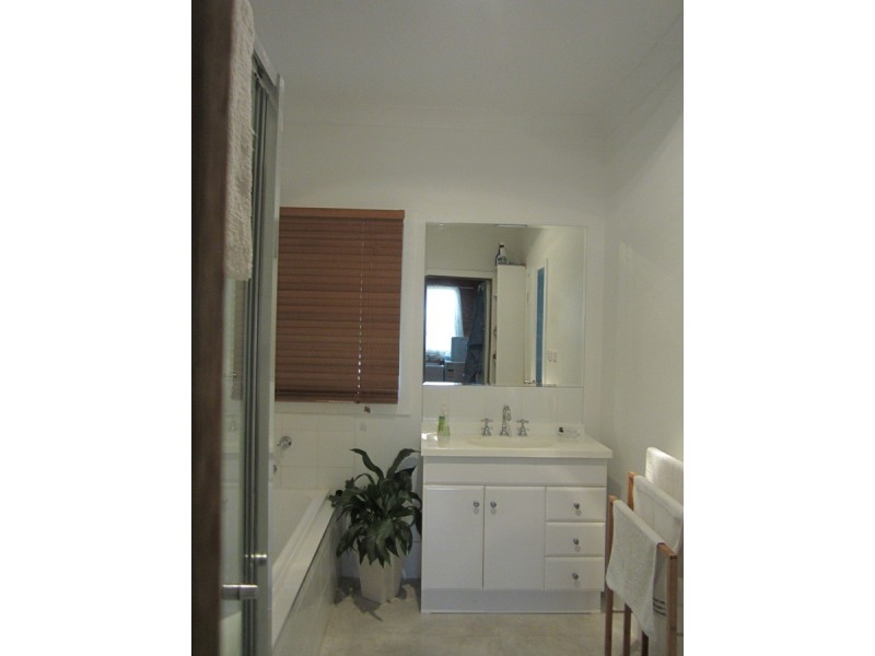 43 Cox Street, Mangoplah NSW 2652