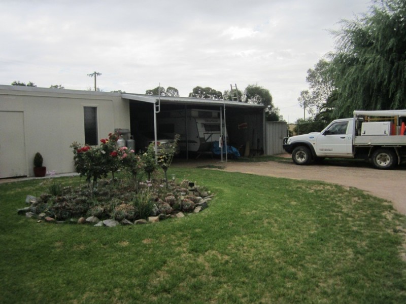 43 Cox Street, Mangoplah NSW 2652