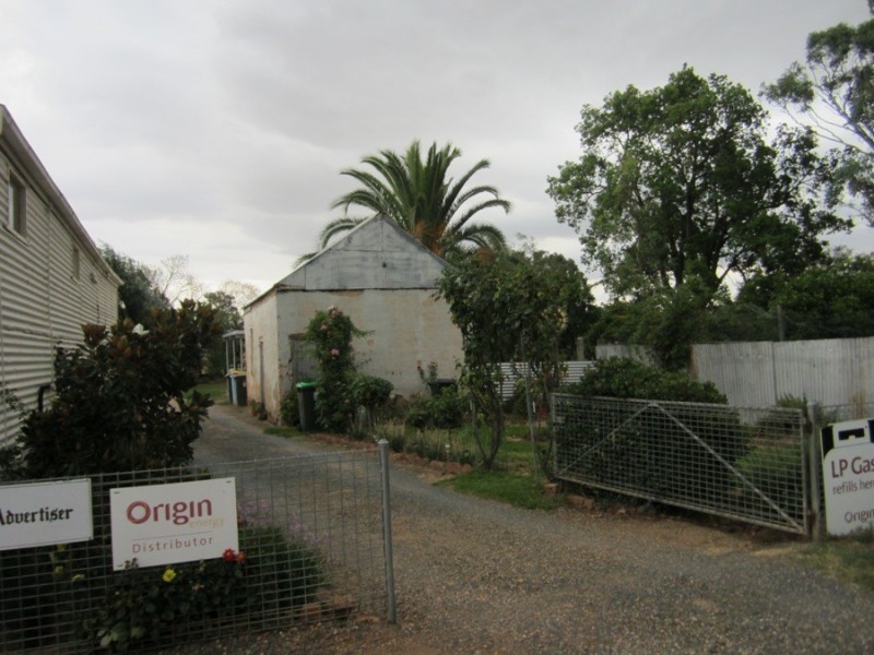 43 Cox Street, Mangoplah NSW 2652
