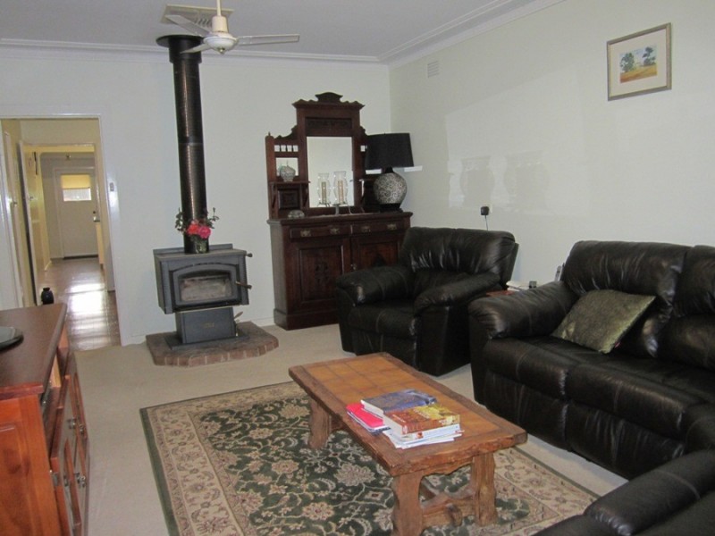 43 Cox Street, Mangoplah NSW 2652