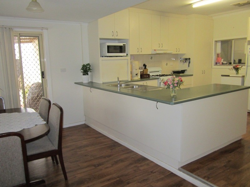 43 Cox Street, Mangoplah NSW 2652
